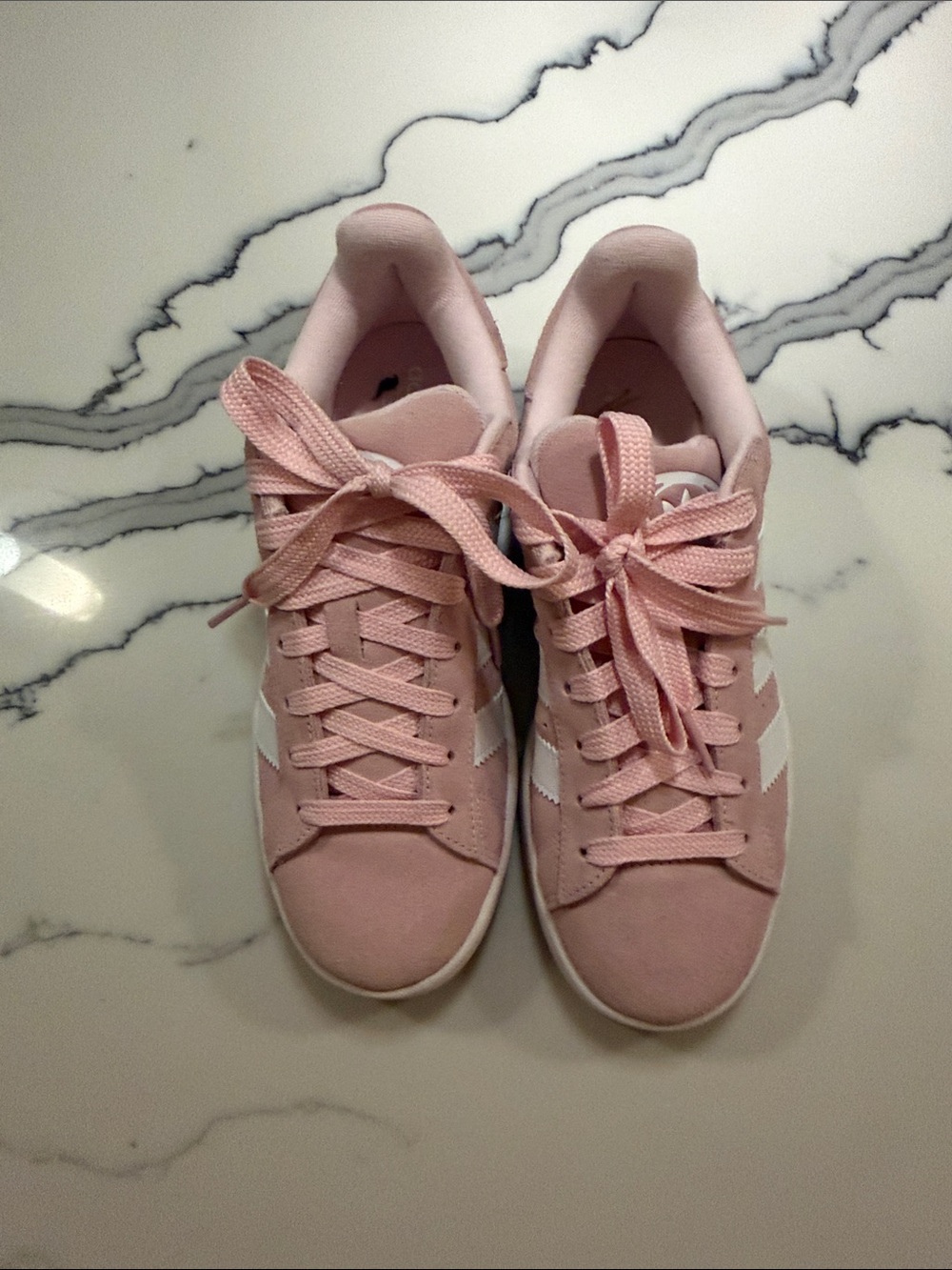 Women's NWT Light Pink Adidas Campus 00s Junior